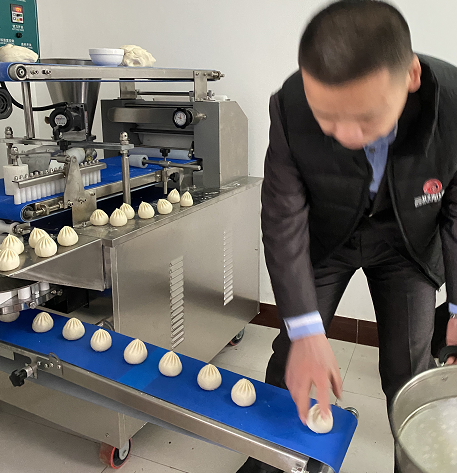 包子機制作速凍包子現場 包子機制作速凍包子現場