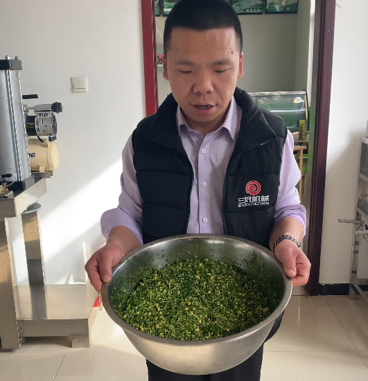 素餡為什么難包？餃子機(jī)怎么防止餡出水？